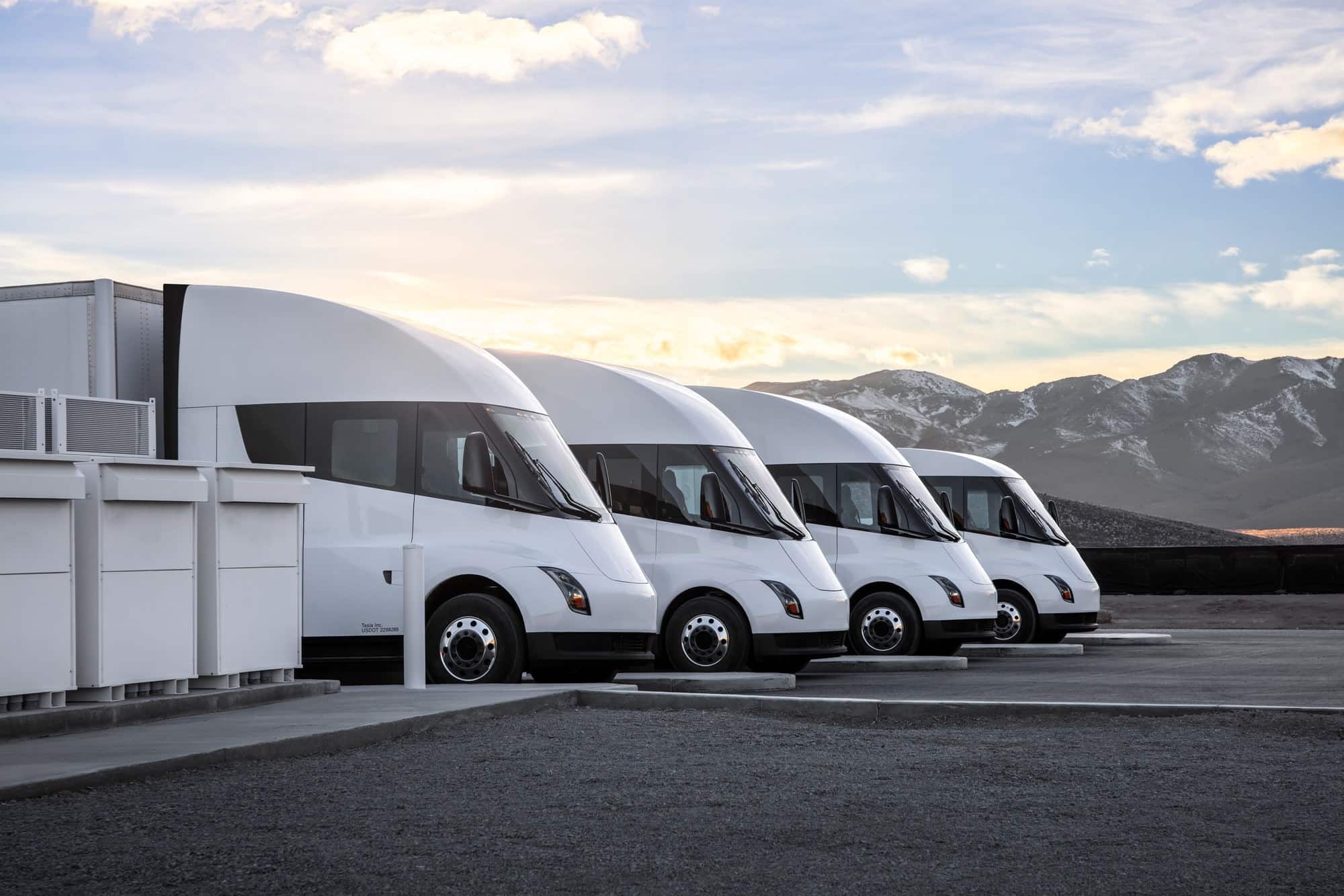 Tesla’s Electric Semi Charges Toward Mass Production with 1,000+ New Hires in Nevada