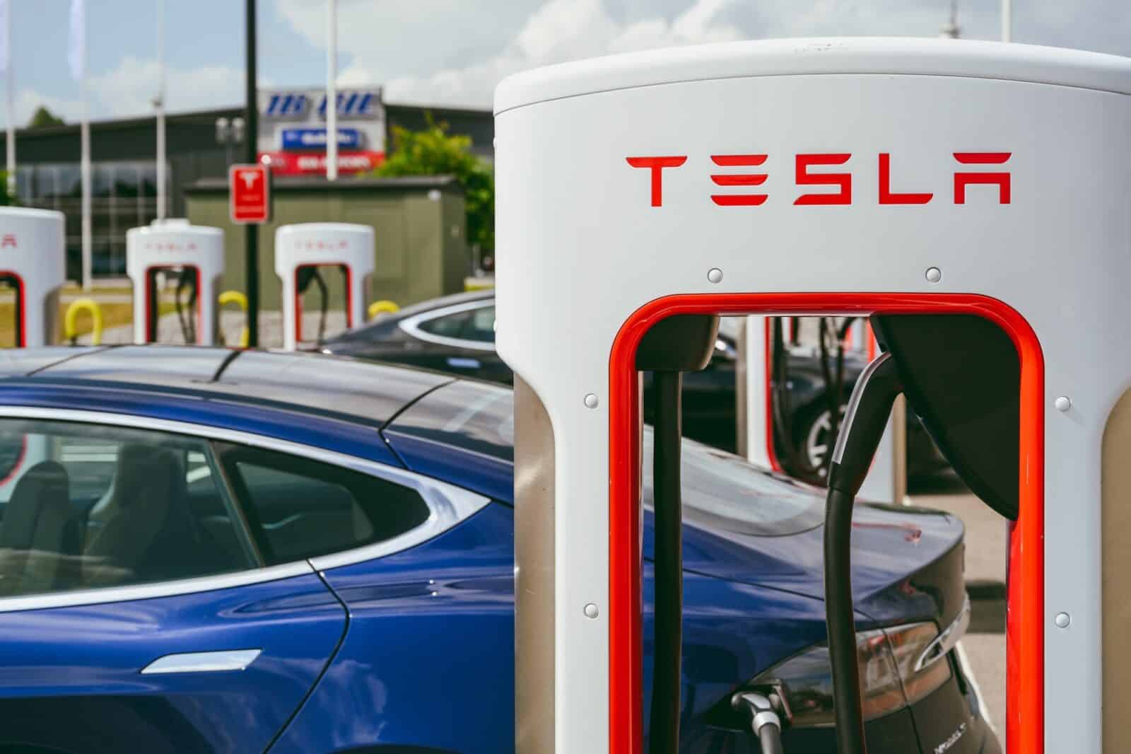 Tragic Tesla Crash: Grieving Widow Files Lawsuit Over Deadly Model 3 Blaze - Tesla Eyes India for New Electric Venture - Tesla's Charging Empire Could Supercharge Shares