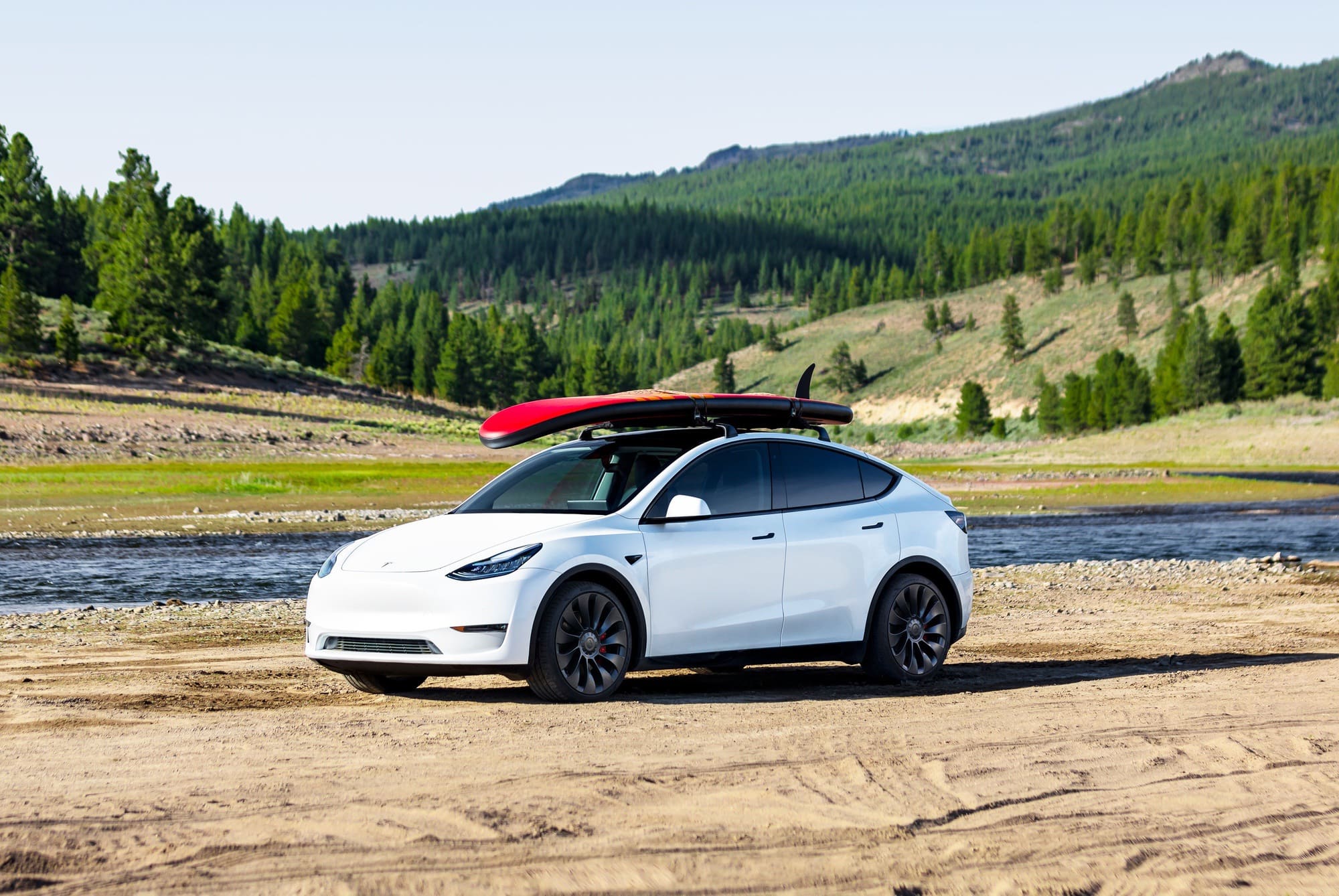 New Hampshire Welcomes Tesla: Approval Granted for First Sales Center Model Y. Photo courtesy of Tesla, Inc.