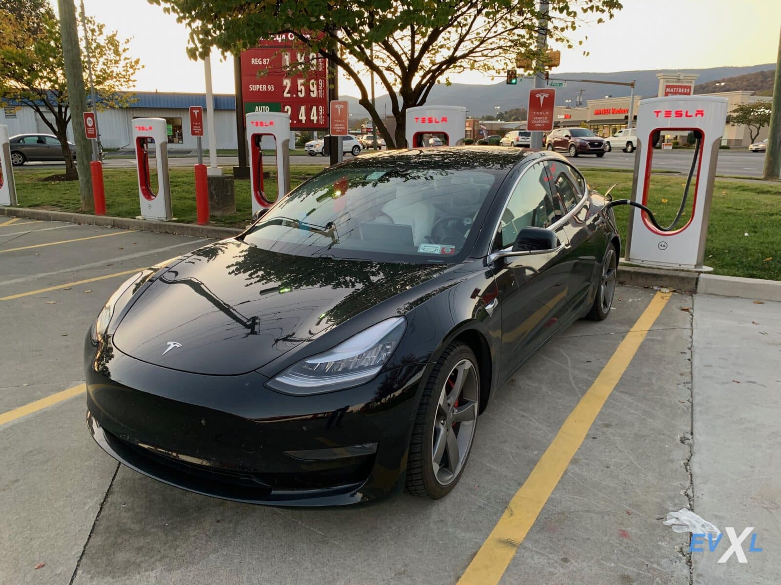 Tesla Spring 2026 Software Update Adds FSD Subscription Tap, 24-Hour ...