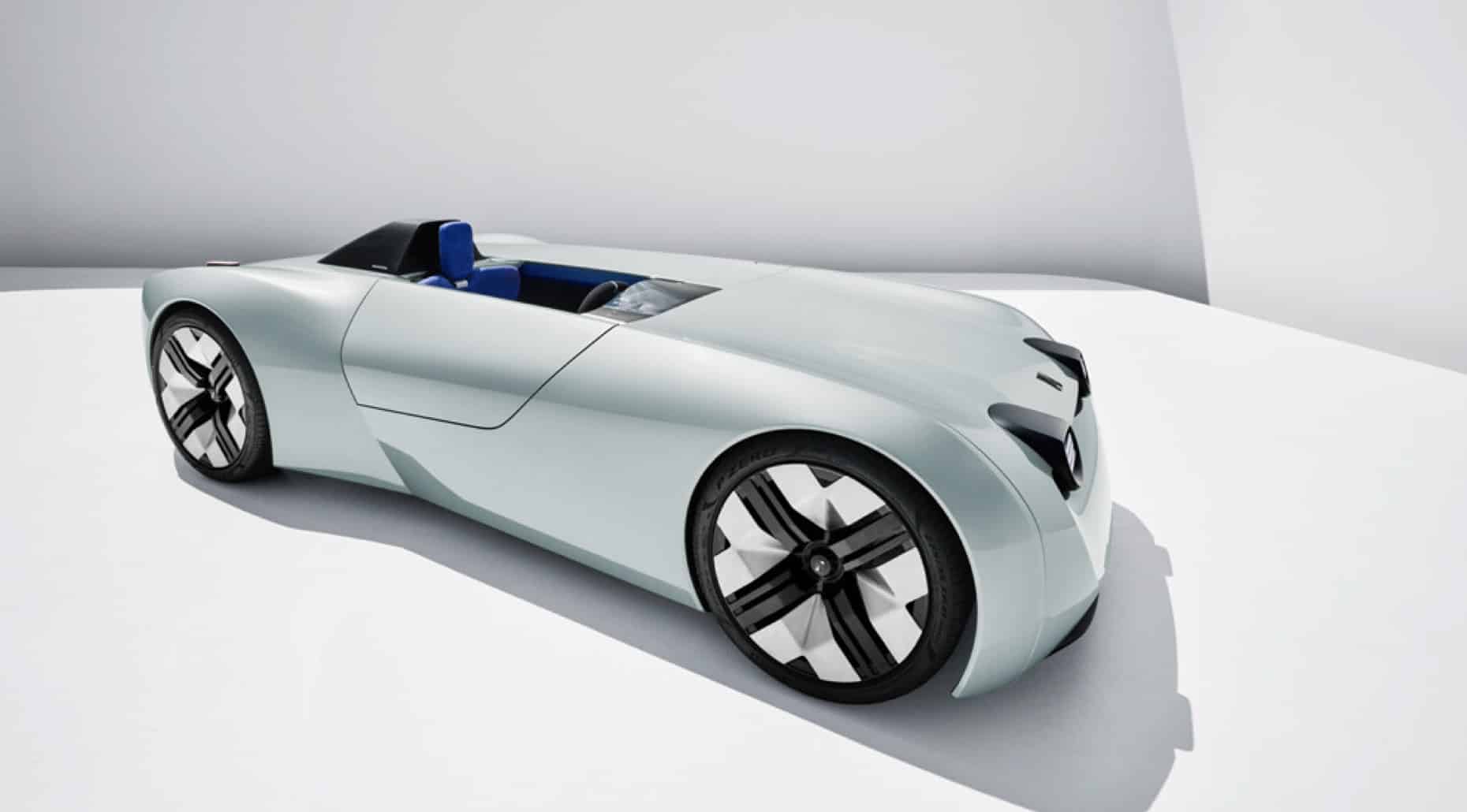 Bold Electric Triumph TR25 Ignites Nostalgia