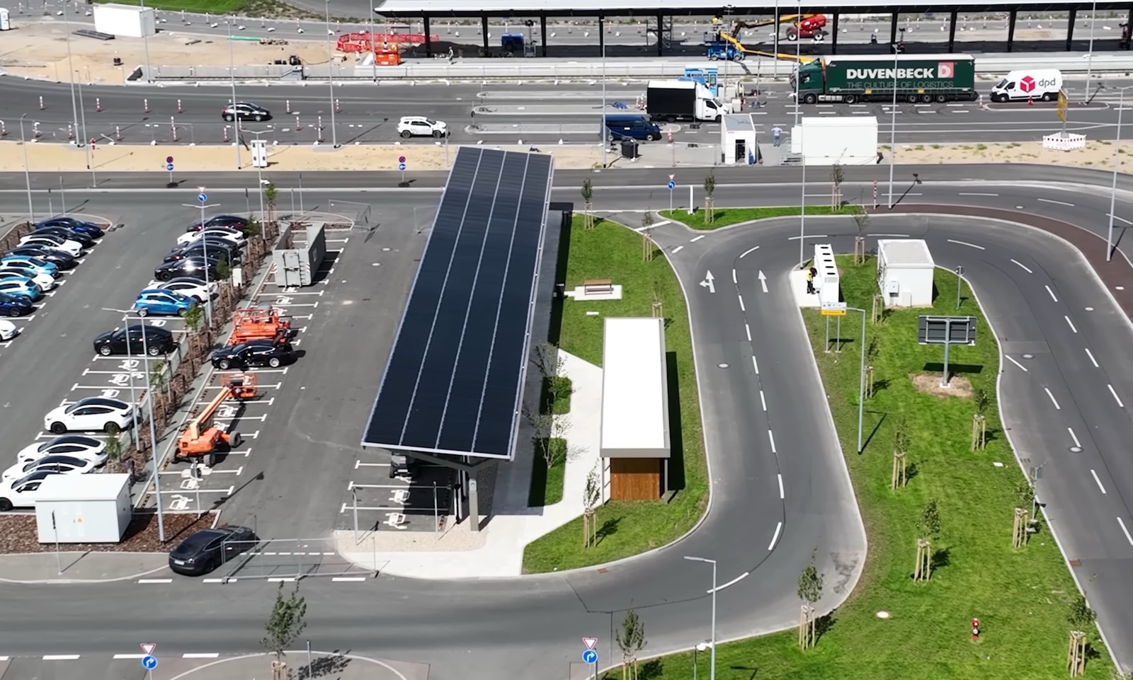 Tesla's New Gigafactory Shows Impressive Solar-Powered Potential