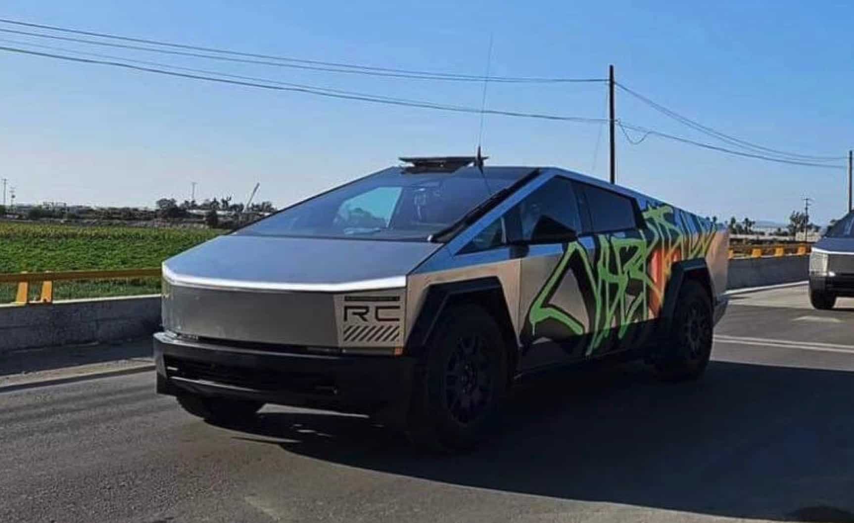 Cybertruck's New Feature: A Glimpse into Tesla's Starlink Connection