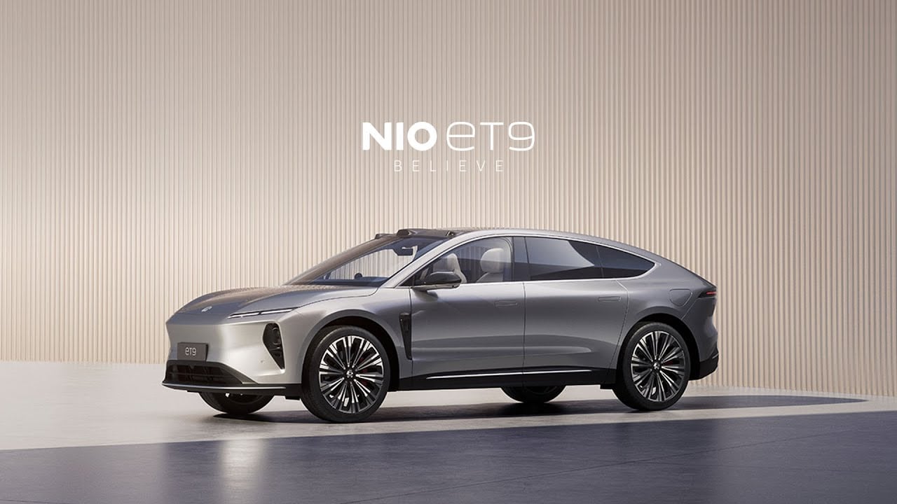 Nio's New Luxury Powerhouse: The ET9 Executive Sedan Unveiled