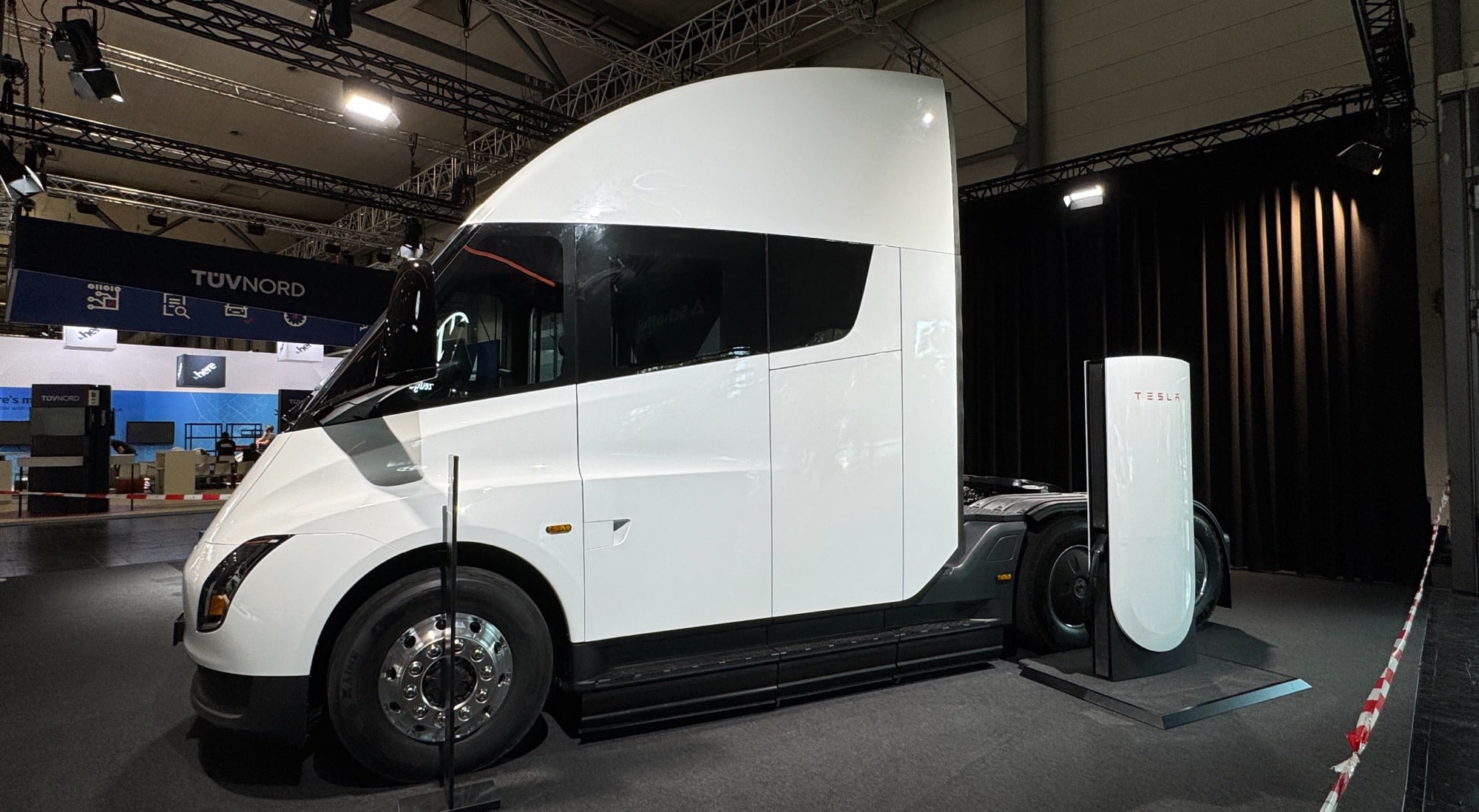 Tesla Semi Impresses with Efficiency and Range at IAA Transportation Show