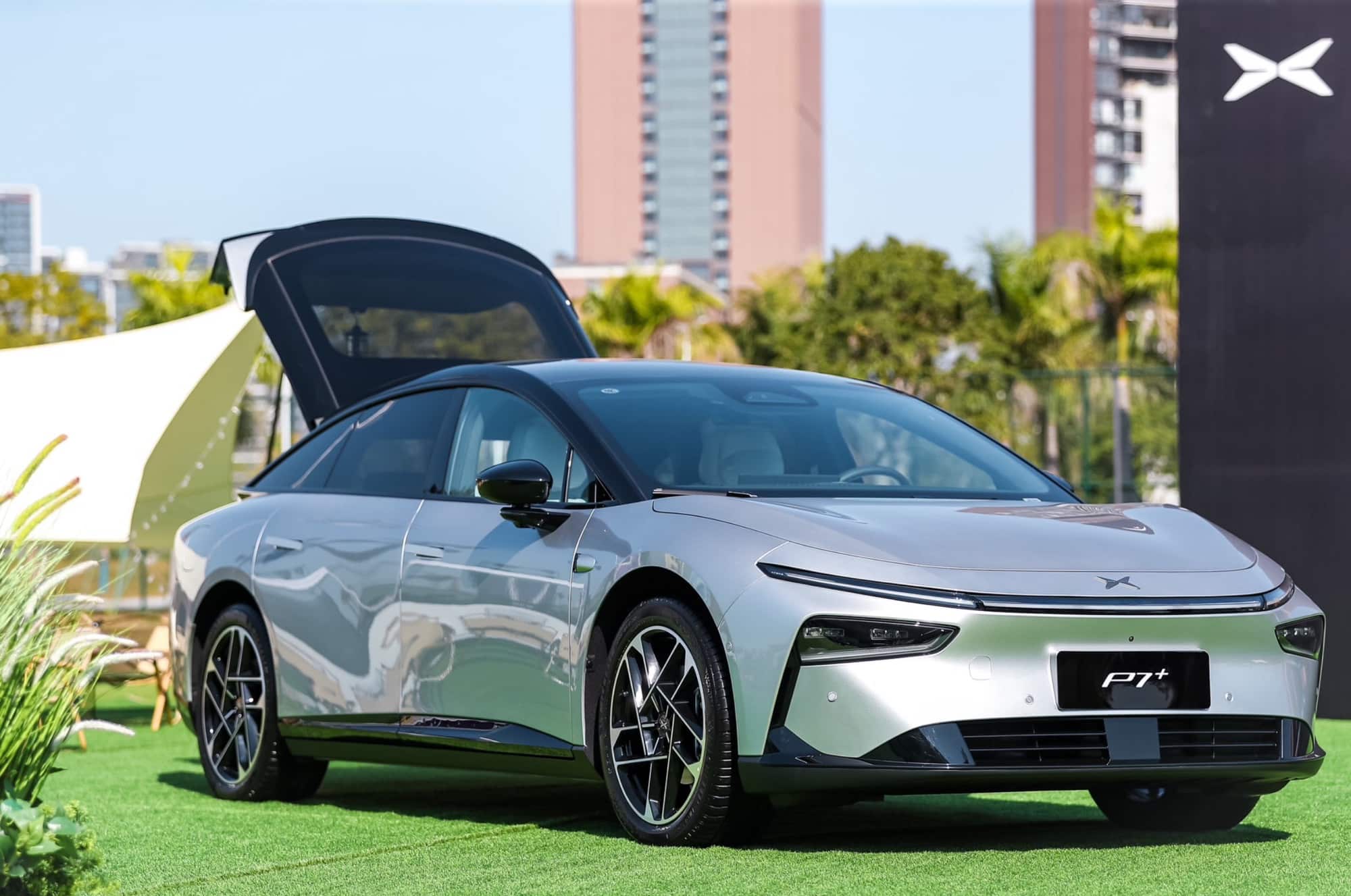 XPENG’s New P7+ Electric Sedan: The World’s First AI-Defined EV Launches in China