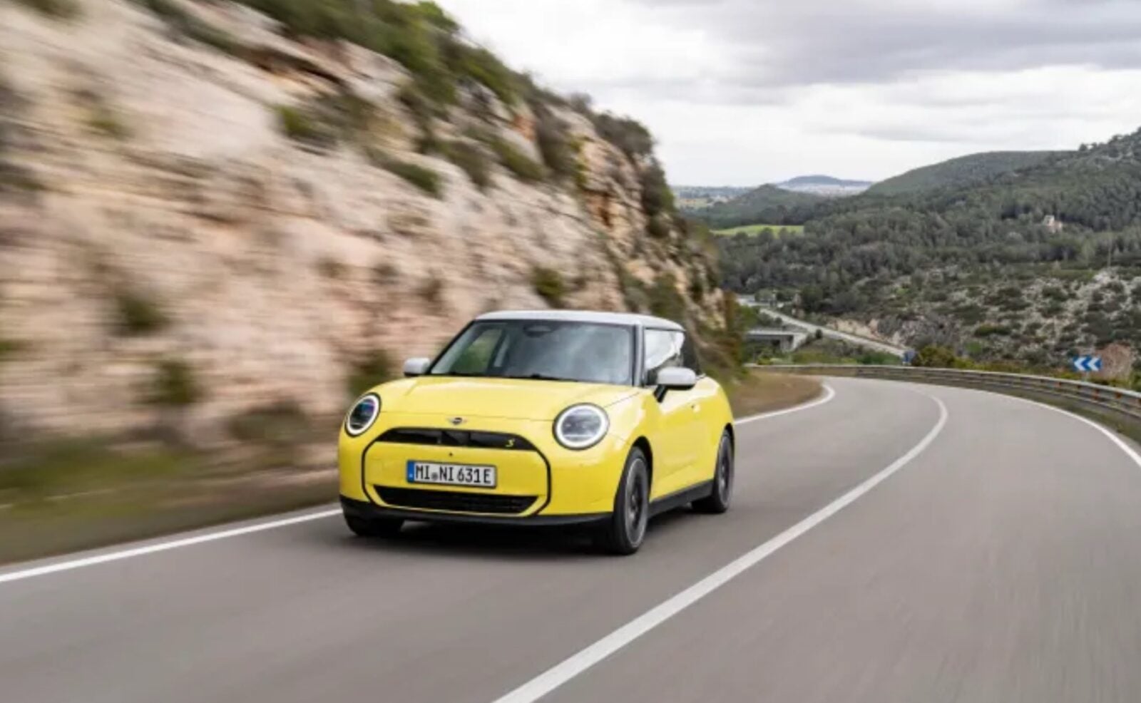 Mini Halts US Electric Vehicle Launch Plans Amid Trade Challenges