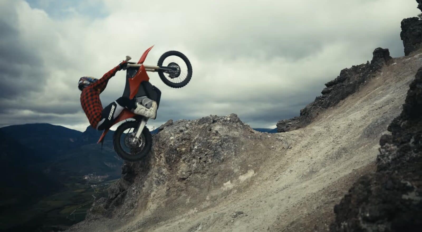 Stark VARG EX: Redefining Electric Enduro Performance