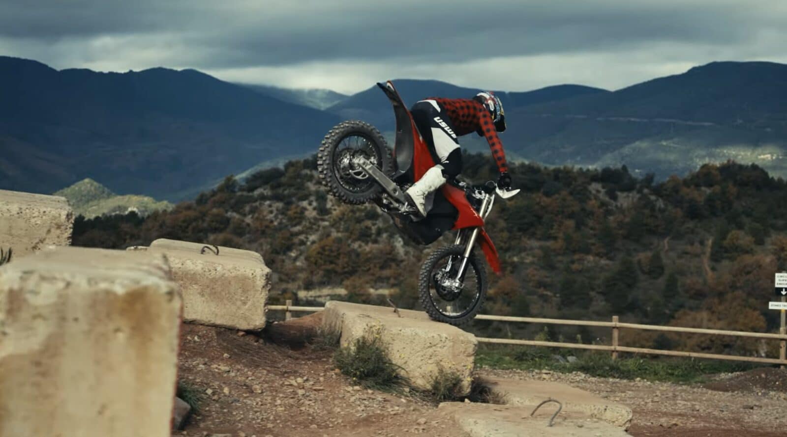 Stark VARG EX: Redefining Electric Enduro Performance