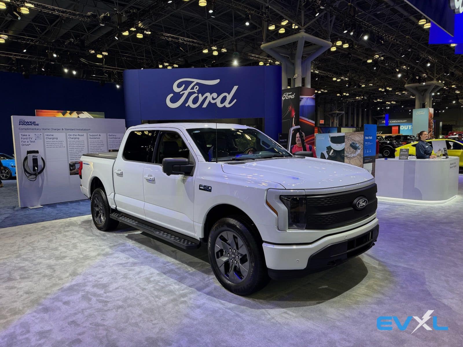 Ford F-150 Lightning Outpaces Tesla Cybertruck in Q1 2025 EV Pickup Race
