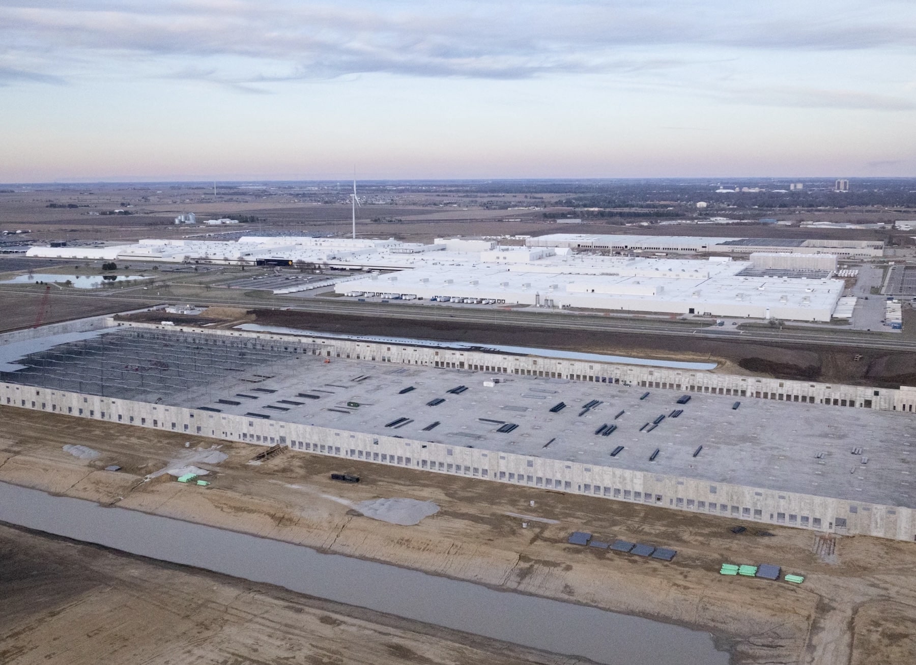 Rivian’s $120M Supplier Park in Illinois Signals EV Production Boom by 2026