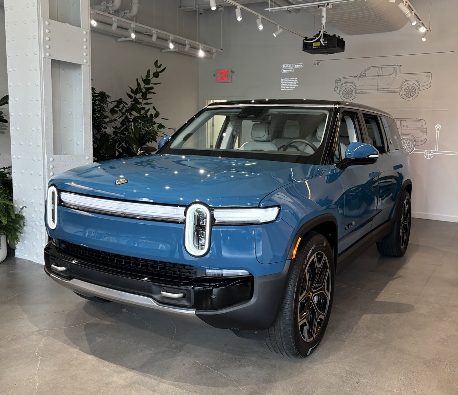 Rivian, Lucid Poised to Gain as Trump Tax Bill Ends EV Credits