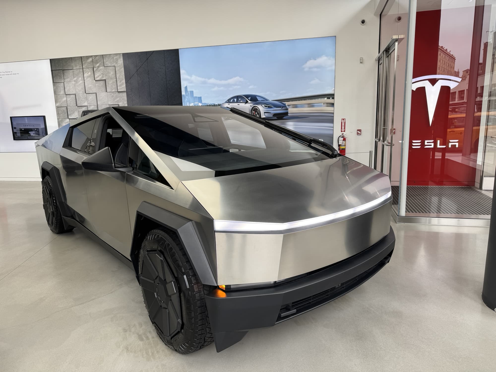 Tesla Faces Major Lawsuit Over Full Self-Driving Promises—Are EV Buyers Misled?