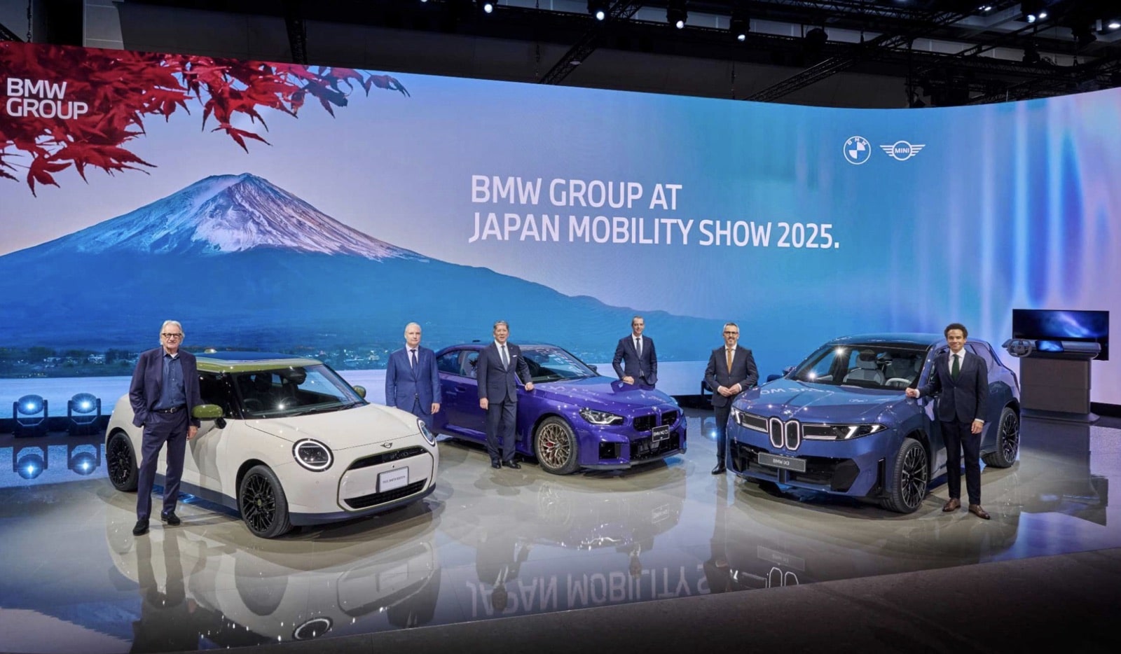 BMW Unveils iX3 With Game-Changing 400 kW Charging At Japan Mobility Show 2025