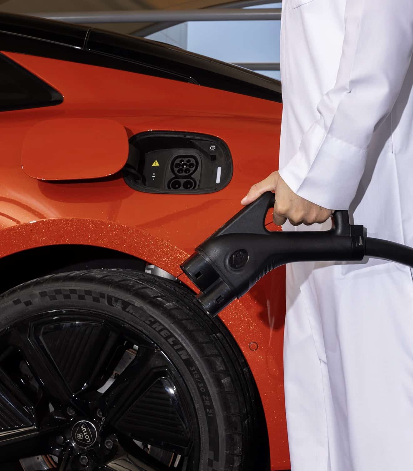 Lotus Emeya Shatters EV Charging Records With 443 kW Peak