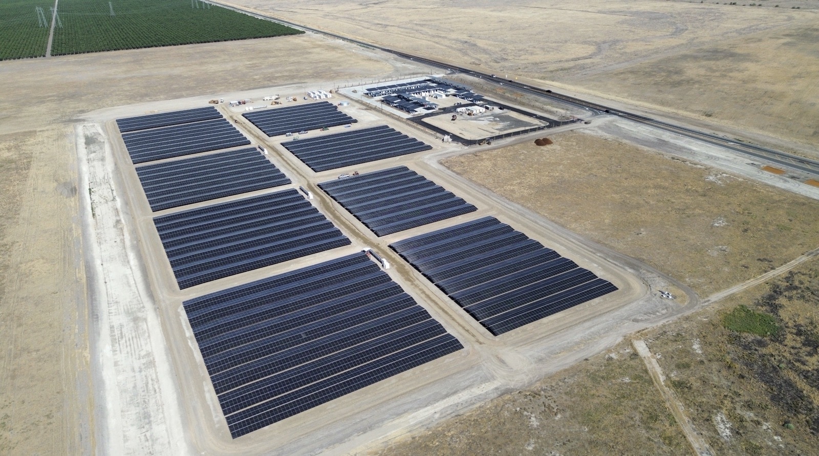 Tesla Opens World’s Largest Supercharger in California With 164 Solar-Powered Stalls