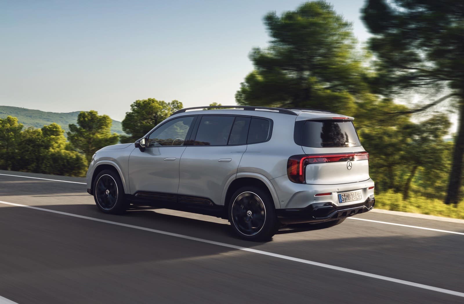 2027 Mercedes-Benz GLB EV Revealed With 800V Charging, 392-Mile Range