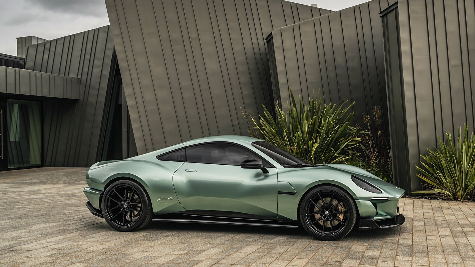 Caterham Project V Rejects Everything Modern EVs Stand For - And That's the Point