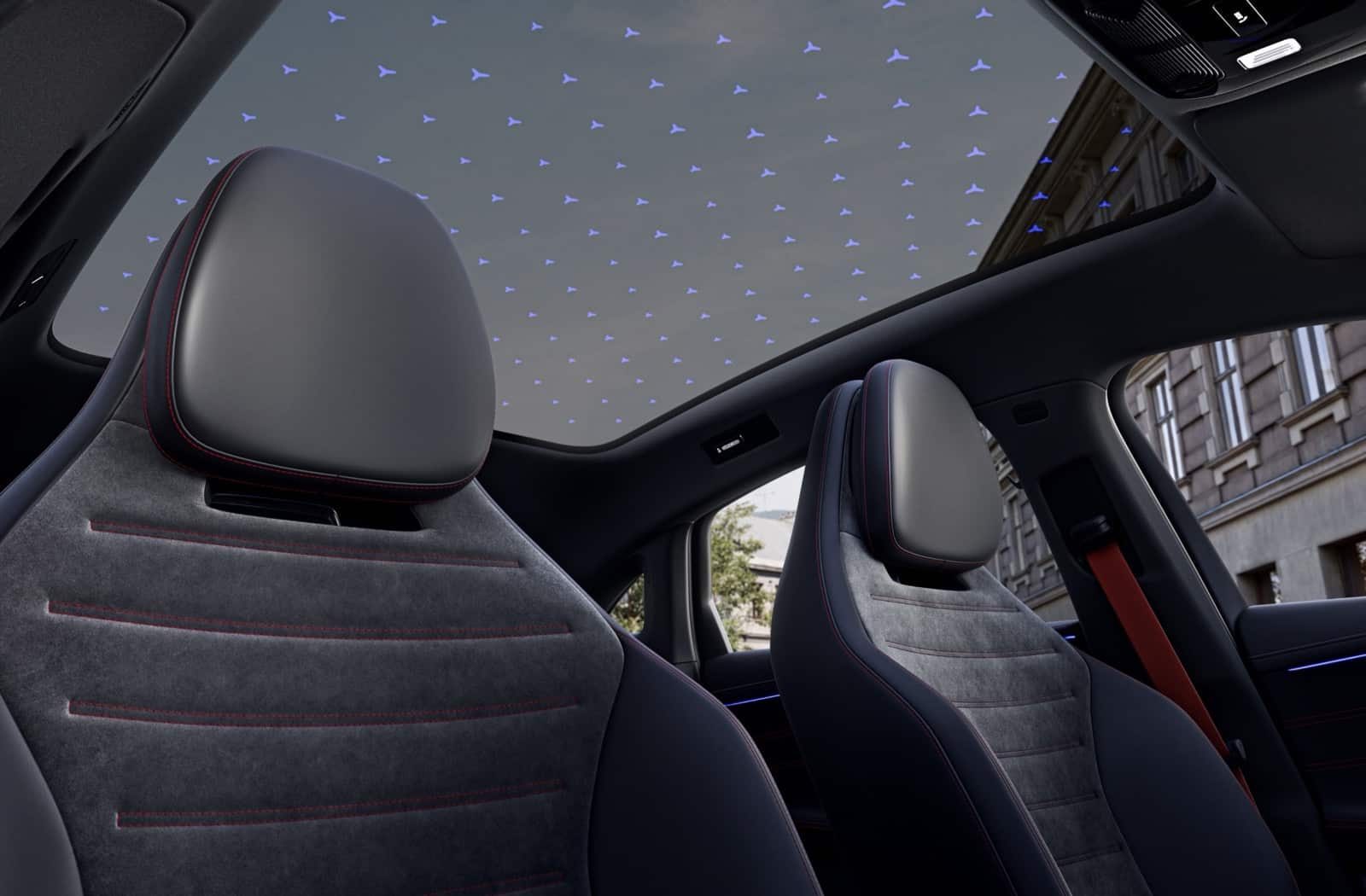 Mercedes C-Class EQ Interior Teaser: Pillar-to-Pillar Hyperscreen, Heat Pump, and 50% Less Cabin Heating Energy