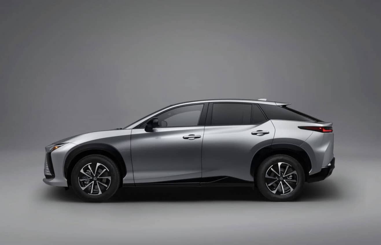 Lexus RZ 450e April Lease Approaches the 1% Rule