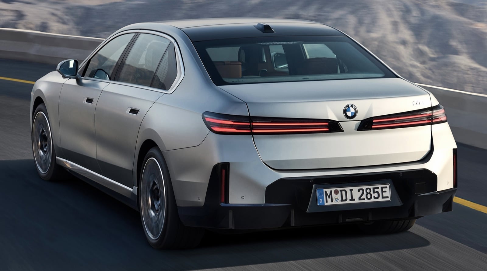 BMW i7 Facelift Debuts In Beijing With Rimac Gen6 Battery, But Stays On 400-Volt Architecture