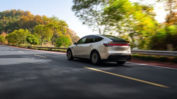 Tesla Model Y Long Wheelbase Arrives In The US At $61,990, The Six-Seater Answer To The Cramped 7-Seater